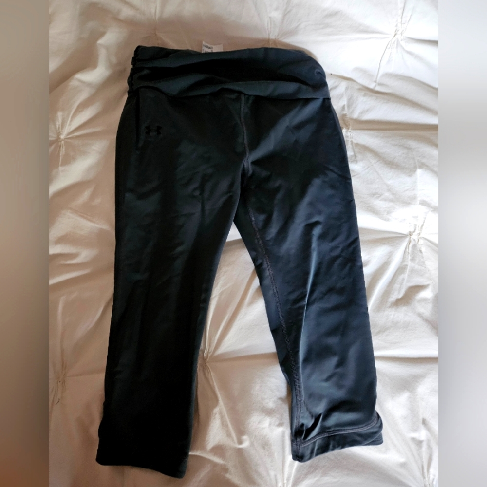 Under Armour Heat Gear Compression Crop Pants